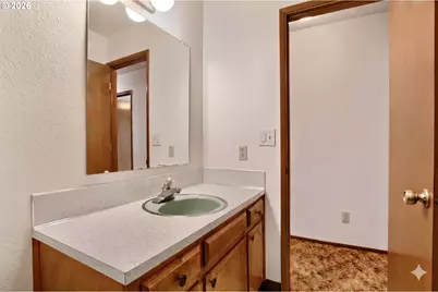 217 SE 79th Ave, Portland, OR 97215 - Photo 17