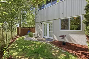 2121 W 15th Ct, Eugene, OR 97402 - Photo 21