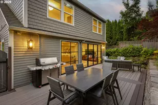 203 SW Kingston Ave, Portland, OR 97205 - Photo 19