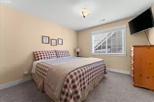 3034 N Holladay Dr, Cornelius, OR 97113 - Photo 31
