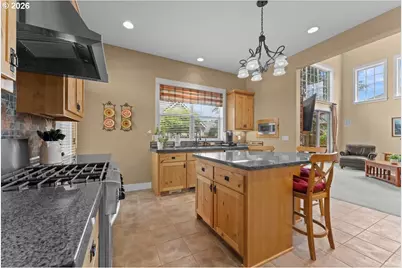 3034 N Holladay Dr, Cornelius, OR 97113 - Photo 3