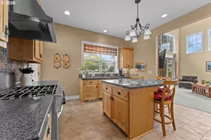 3034 N Holladay Dr, Cornelius, OR 97113 - Photo 3