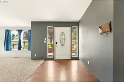 683 Lakeshore Dr, Coos Bay, OR 97420 - Photo 15