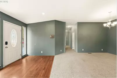 683 Lakeshore Dr, Coos Bay, OR 97420 - Photo 17
