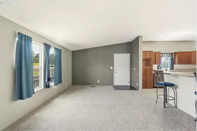 683 Lakeshore Dr, Coos Bay, OR 97420 - Photo 31