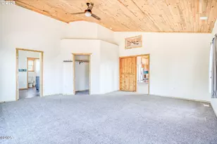 946 N Echo Mountain Rd, Otis, OR 97368 - Photo 19