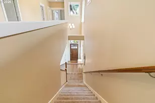 8175 SW Laurelwood Ct, Portland, OR 97225 - Photo 21