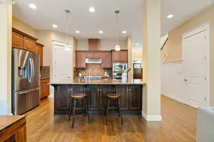 8175 SW Laurelwood Ct, Portland, OR 97225 - Photo 11