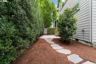 8175 SW Laurelwood Ct, Portland, OR 97225 - Photo 43