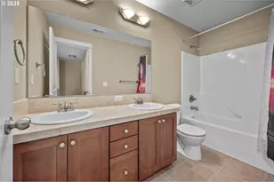 13061 SE Meadehill Ave, Happy Valley, OR 97086 - Photo 37
