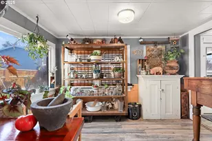 552 NE Williams St, Dufur, OR 97021 - Photo 17