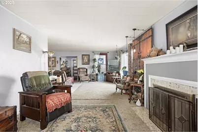 552 NE Williams St, Dufur, OR 97021 - Photo 5