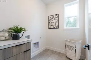 16012 NW Holman Wy, Portland, OR 97229 - Photo 29