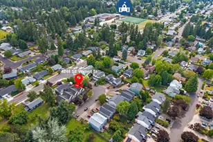 4248 SE Walnut Ct, Hillsboro, OR 97123 - Photo 39