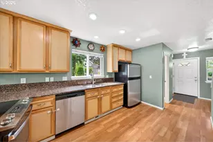 4248 SE Walnut Ct, Hillsboro, OR 97123 - Photo 11