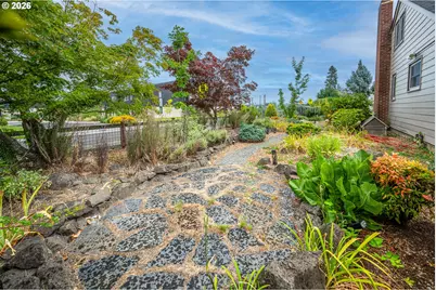 1470 Jay St, Eugene, OR 97402 - Photo 31