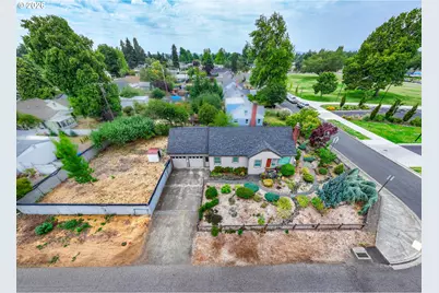 1470 Jay St, Eugene, OR 97402 - Photo 33