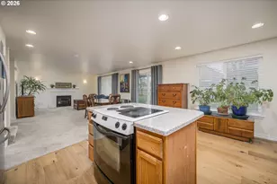 369 Pamela Ct, Jefferson, OR 97352 - Photo 15