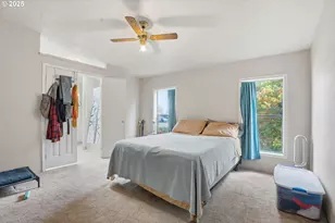 1949 SE Palmquist Rd, Gresham, OR 97080 - Photo 13