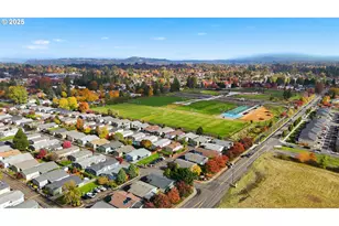 1949 SE Palmquist Rd, Gresham, OR 97080 - Photo 27