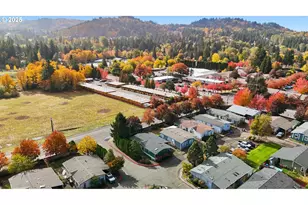 1949 SE Palmquist Rd, Gresham, OR 97080 - Photo 29