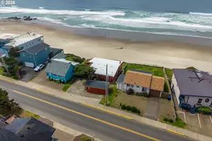 1923 NW Harbor Ave, Lincoln City, OR 97367 - Photo 11