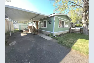 205 SE Lynn Blvd #20, Prineville, OR 97754 - Photo 1