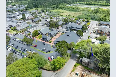 123 W 1st Ave, Cannon Beach, OR 97110 - Photo 33