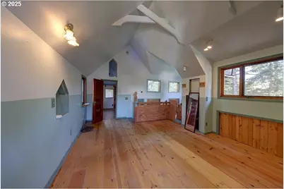 123 W 1st Ave, Cannon Beach, OR 97110 - Photo 27