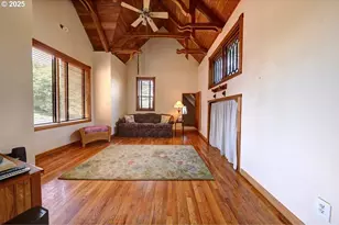 123 W 1st Ave, Cannon Beach, OR 97110 - Photo 5