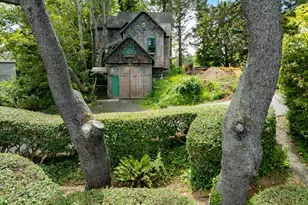 123 W 1st Ave, Cannon Beach, OR 97110 - Photo 1