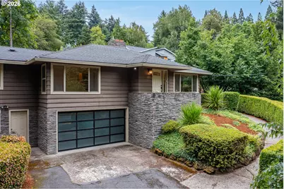 9940 SW Terwilliger Blvd, Portland, OR 97219 - Photo 39