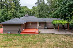 9940 SW Terwilliger Blvd, Portland, OR 97219 - Photo 41
