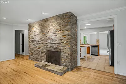 9940 SW Terwilliger Blvd, Portland, OR 97219 - Photo 5