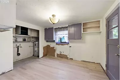 2145 Arthur St, Eugene, OR 97405 - Photo 5