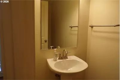 16056 NW Centine Ln, Portland, OR 97229 - Photo 7