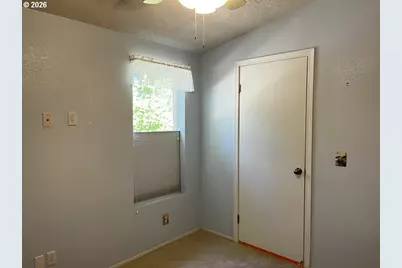 148 Outer Dr, Florence, OR 97439 - Photo 11