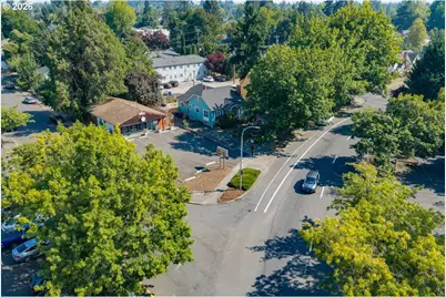 1890 Capitol St NE, Salem, OR 97301 - Photo 3