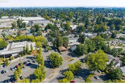 1890 Capitol St NE, Salem, OR 97301 - Photo 31