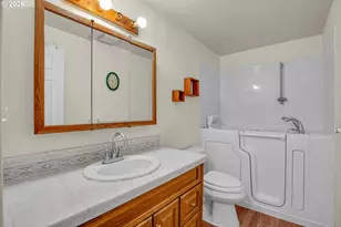 10501 S Rosewood Way, Molalla, OR 97038 - Photo 13