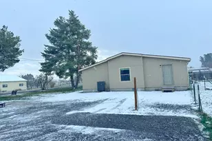 61988 W Rd, La Grande, OR 97850 - Photo 3