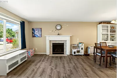 35365 Oakwood Dr, Saint Helens, OR 97051 - Photo 3
