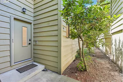 38 Cervantes Cir, Lake Oswego, OR 97035 - Photo 1