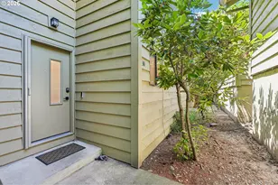 38 Cervantes Cir, Lake Oswego, OR 97035 - Photo 1