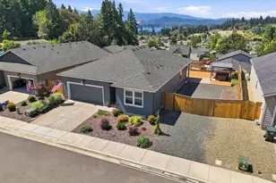 580 Wetleau Dr, Lowell, OR 97452 - Photo 43