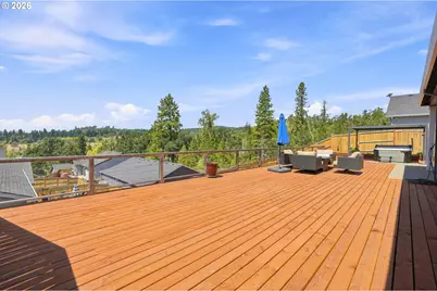 580 Wetleau Dr, Lowell, OR 97452 - Photo 31
