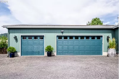 541 Cochran Ln, White Salmon, WA 98672 - Photo 39