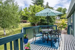 541 Cochran Ln, White Salmon, WA 98672 - Photo 7