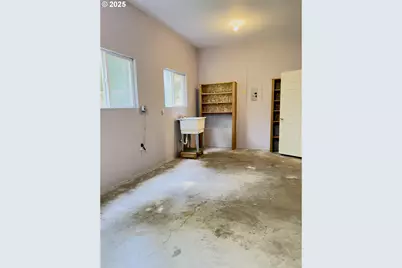 42065 Vista Dr, Port Orford, OR 97465 - Photo 25