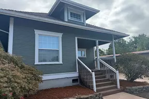 816 NE Baker St, McMinnville, OR 97128 - Photo 1